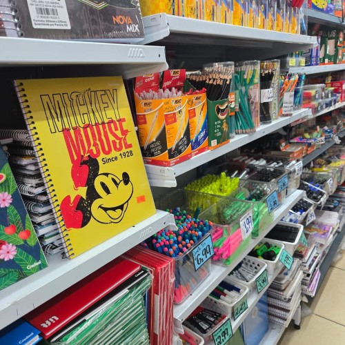 Volta às Aulas impulsiona o varejo em Barra Mansa e abre o calendário comercial de 2026